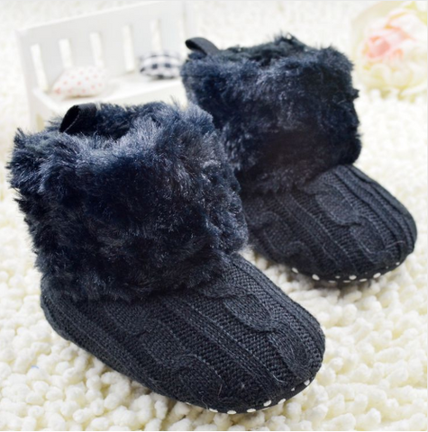 Giveaway: Baby Faux Fleece Boots (Just Pay Shipping)
