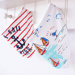 2Pcs/Lot Cute Cartoon Printed Letters Baby Bibs ***FREE INSURED SHIPPING.